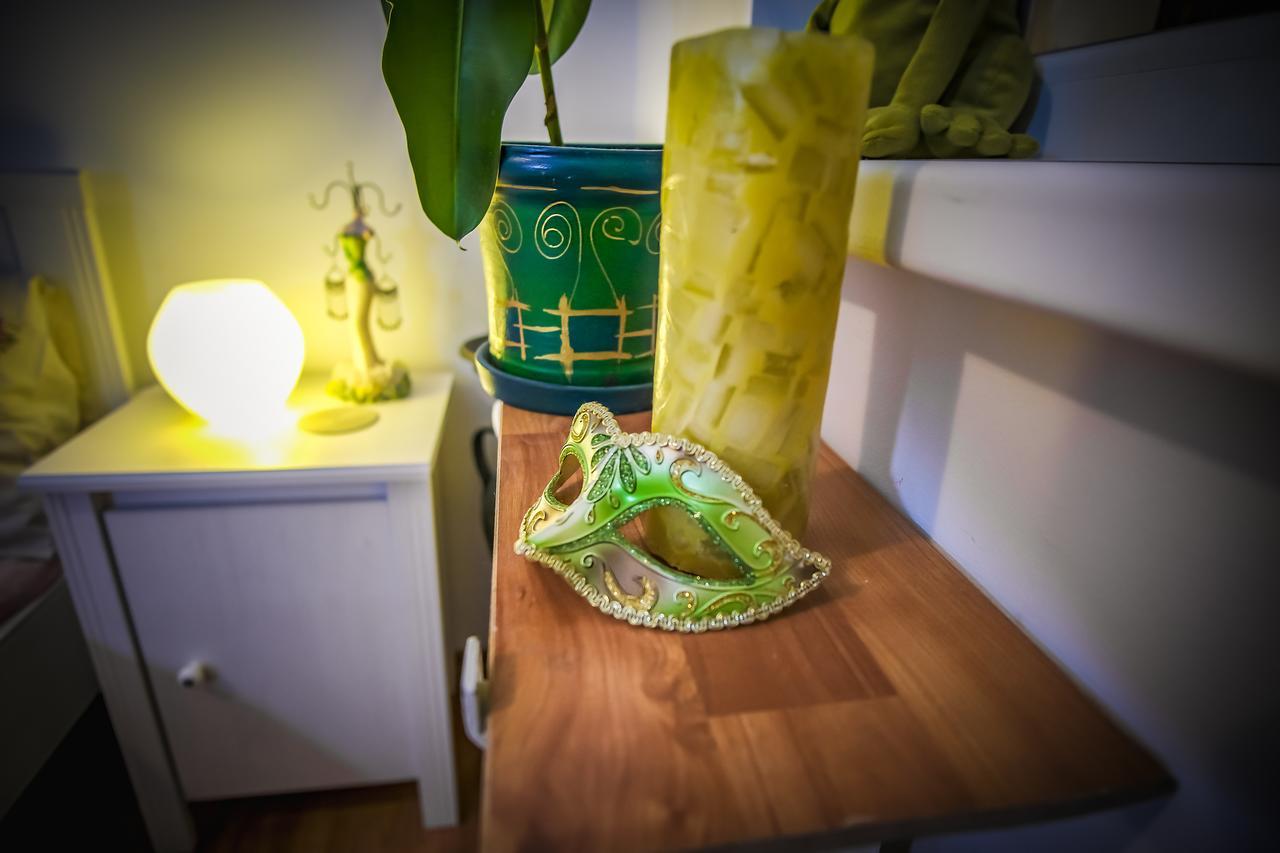 Mozaic Home Bukares Bagian luar foto